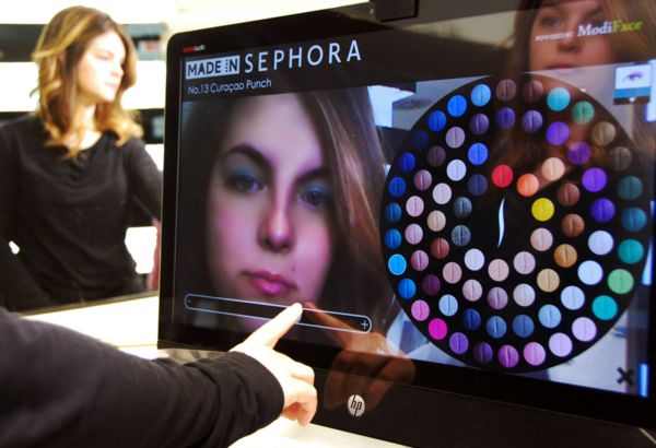 Sephora ModiFace, digital signage | Shopify Retail blog