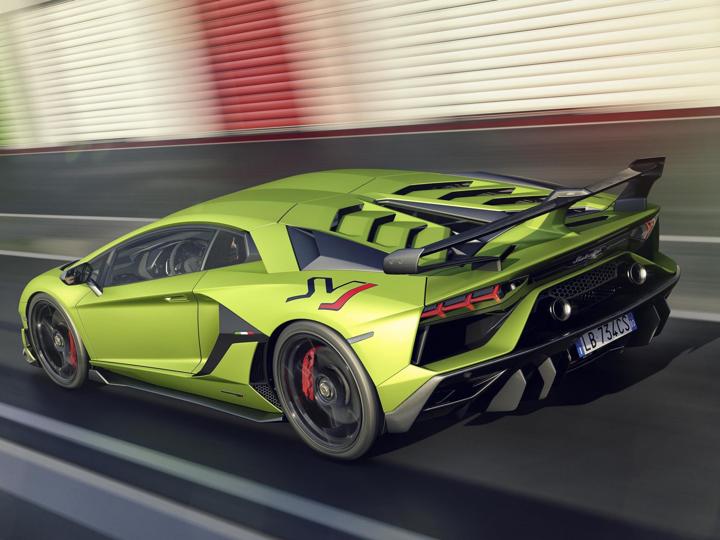 Lamborghini Aventador SVJ