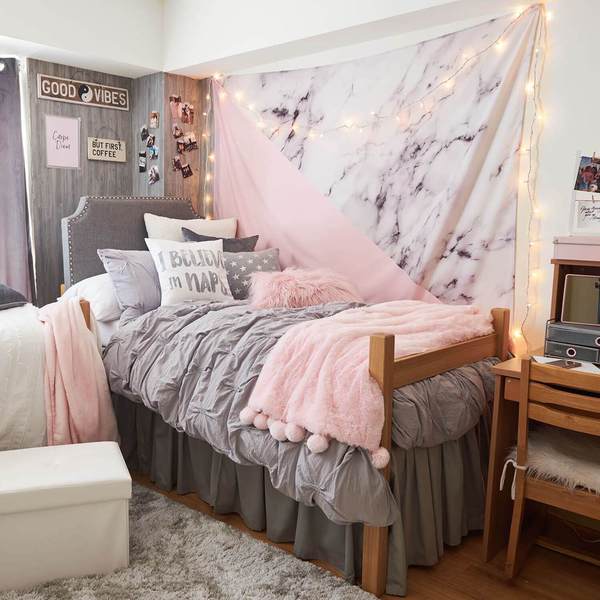 Back to school, dorm accessories | Shopify Retail blog