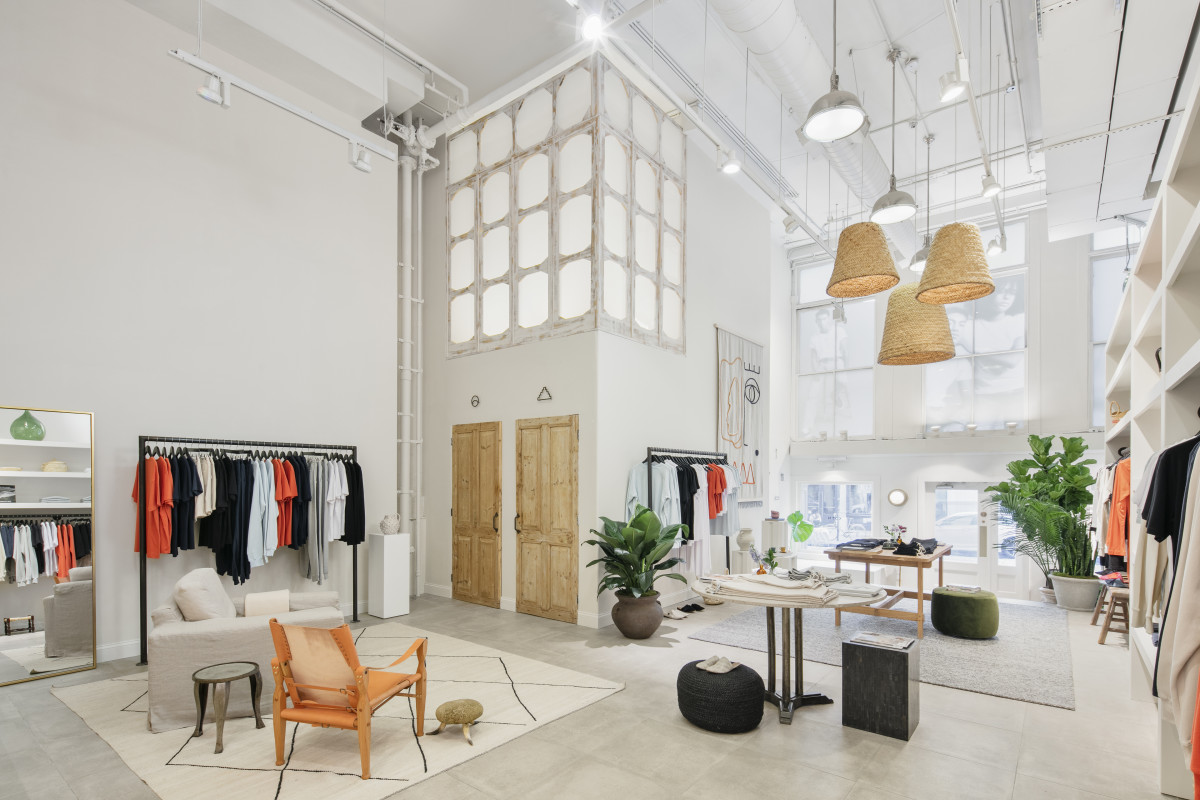 Kotn, a Chic, Sustainable Line of Basics, is Opening Its First U.S. Store – Fashionista