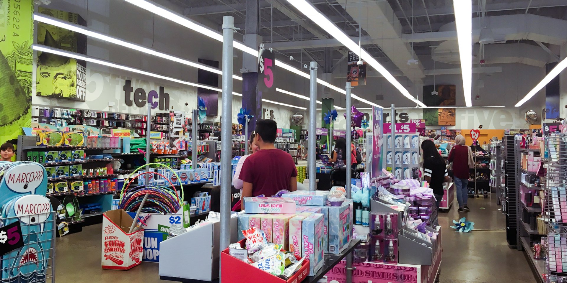 We shopped at Dollar General and Five Below to see which rapidly growing discount store offered a better experience, and the winner was clear (FIVE, DG)