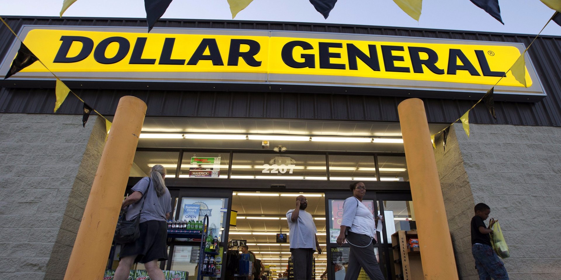 Dollar General is taking over rural America, and it should terrify Walmart (DG, WMT)