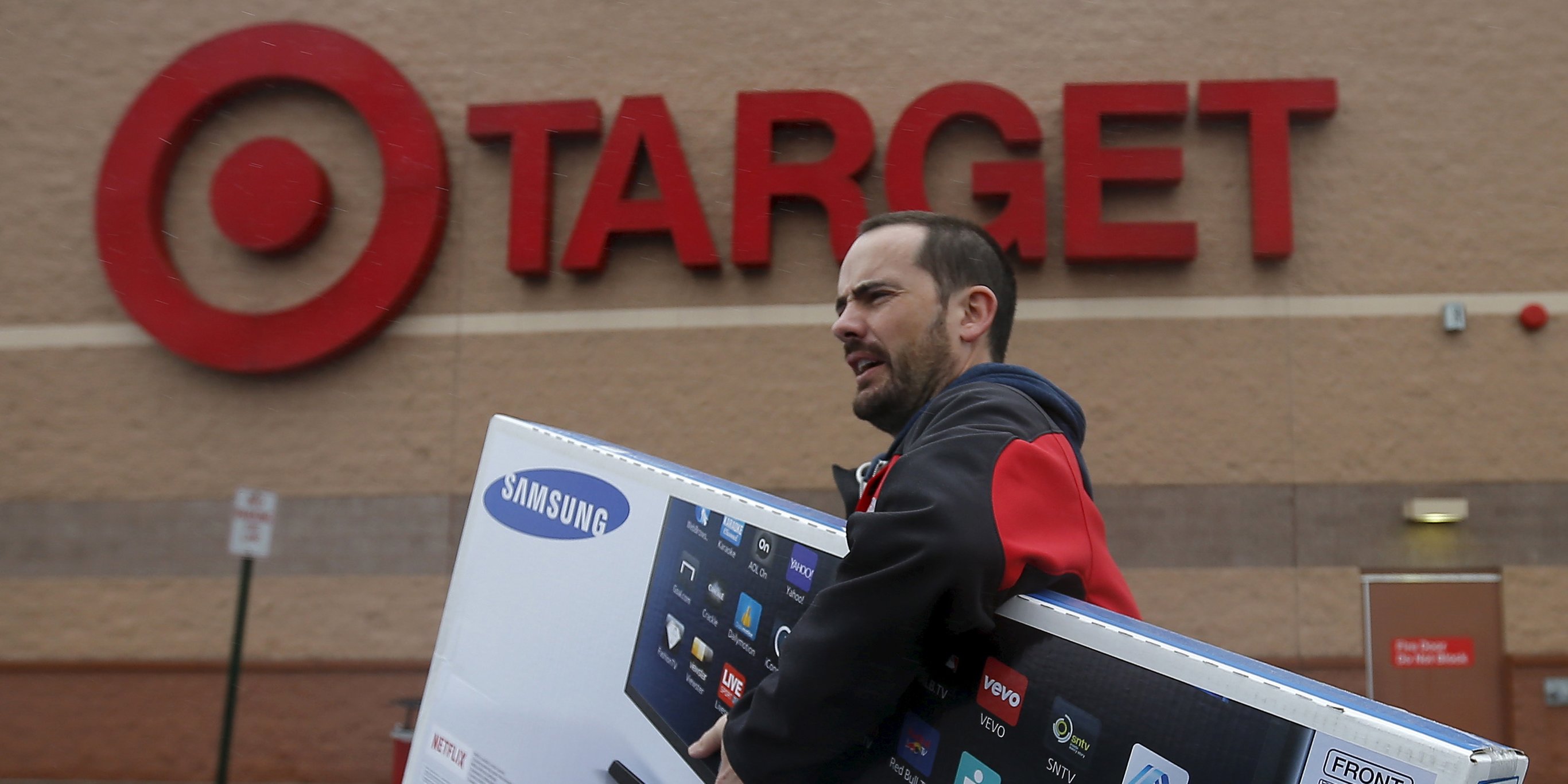 Target is amping up its last-minute holiday options with shipping guarantees (TGT, AMZN, WMT)
