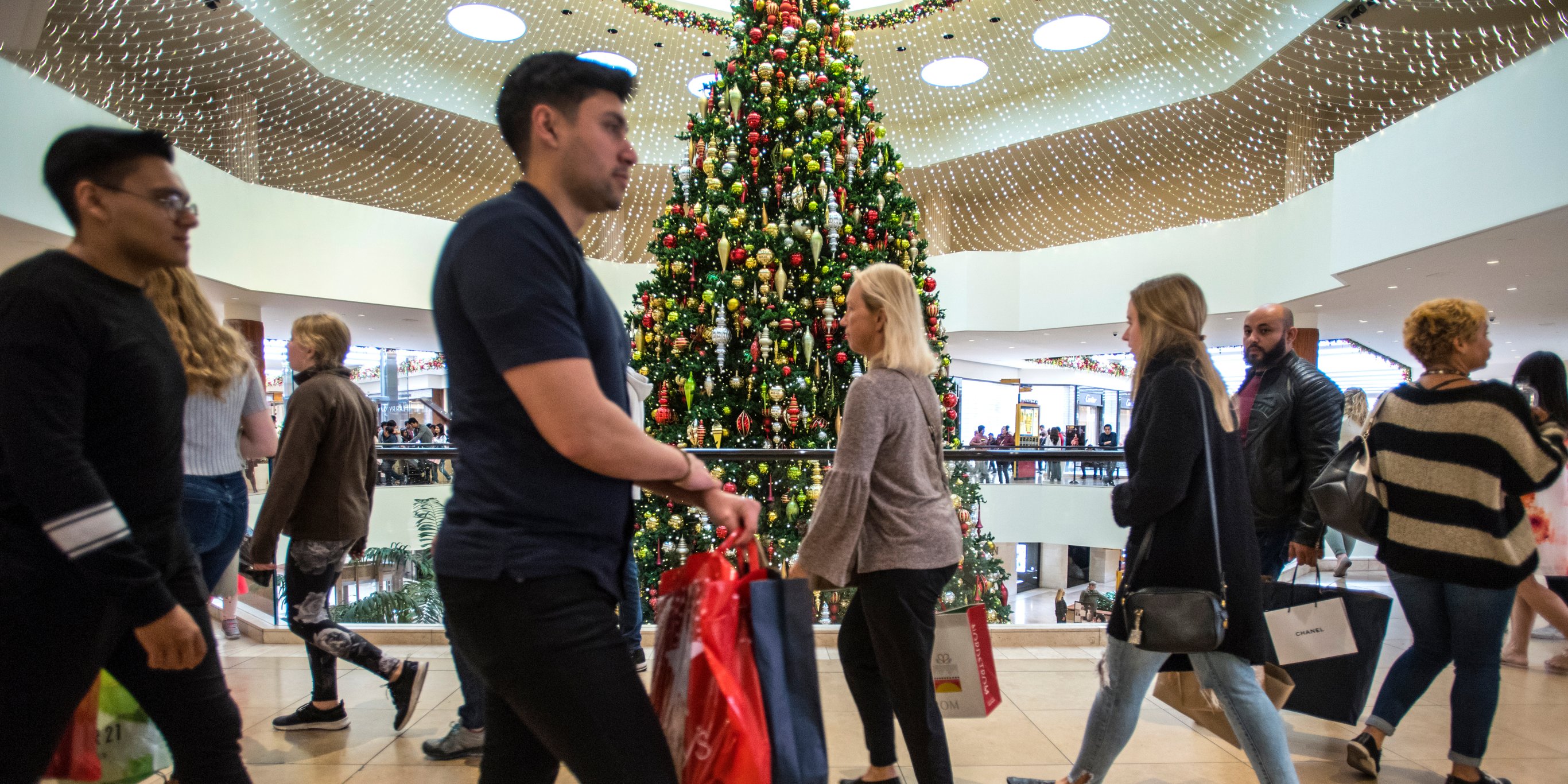 Retailers see biggest increase in holiday sales since 2012