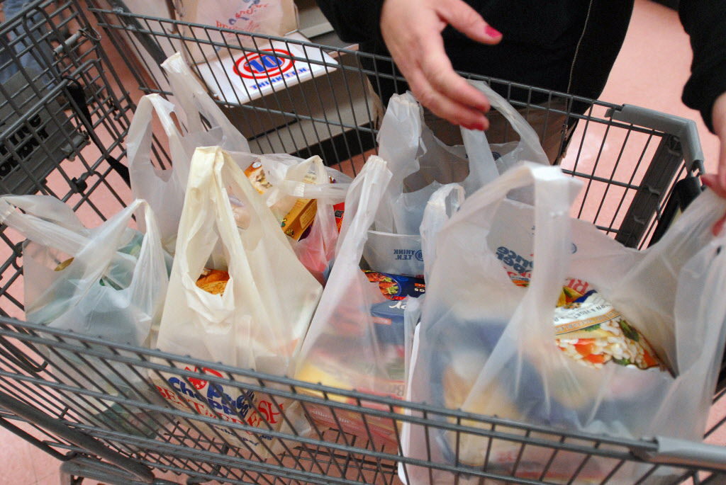 Spano Calls for 5-Cent Bag Fee – Yonkers Times