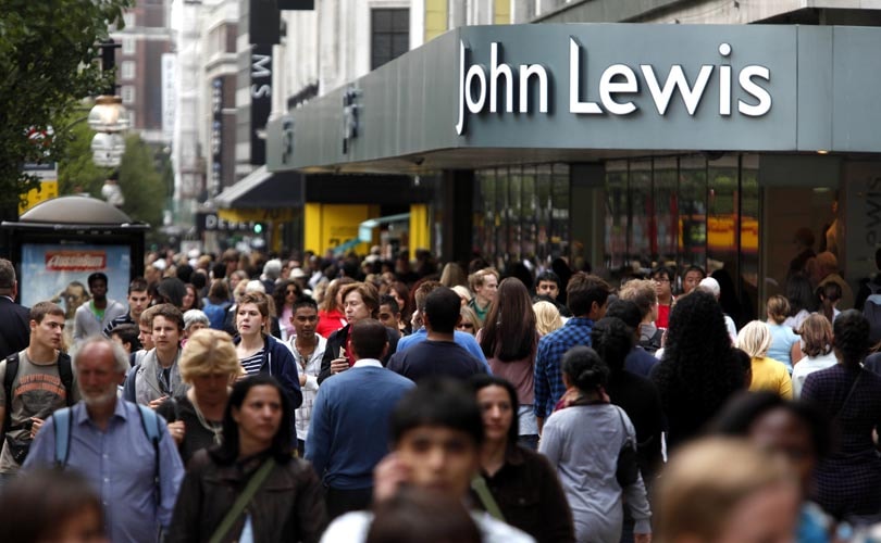 PwC releases its Christmas trading predictions – FashionUnited UK