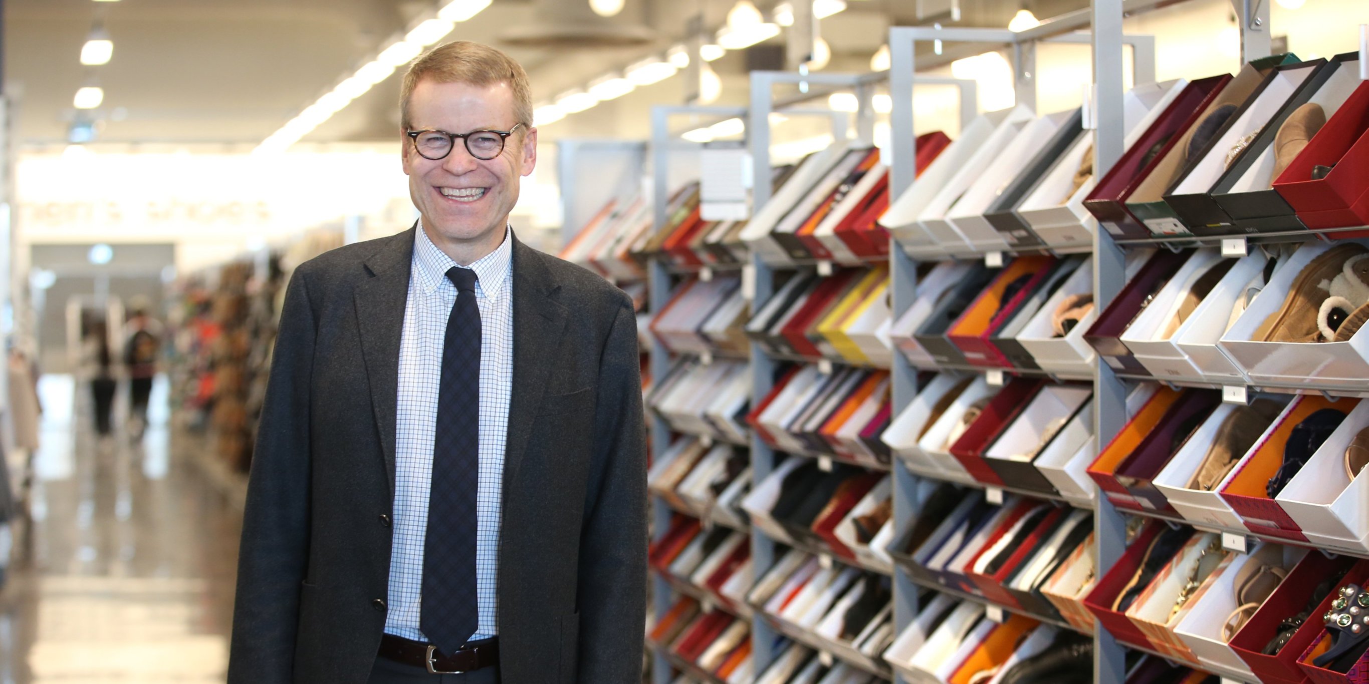 A top Nordstrom executive and heir to the department-store dynasty has died (JWN)