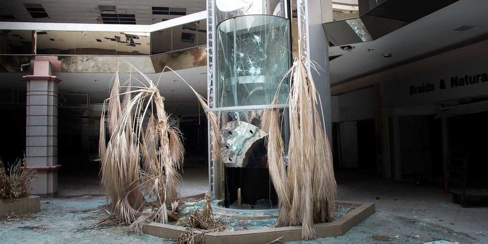 Inside the eerie abandoned mall where Amazon will reportedly build a giant new facility (AMZN)