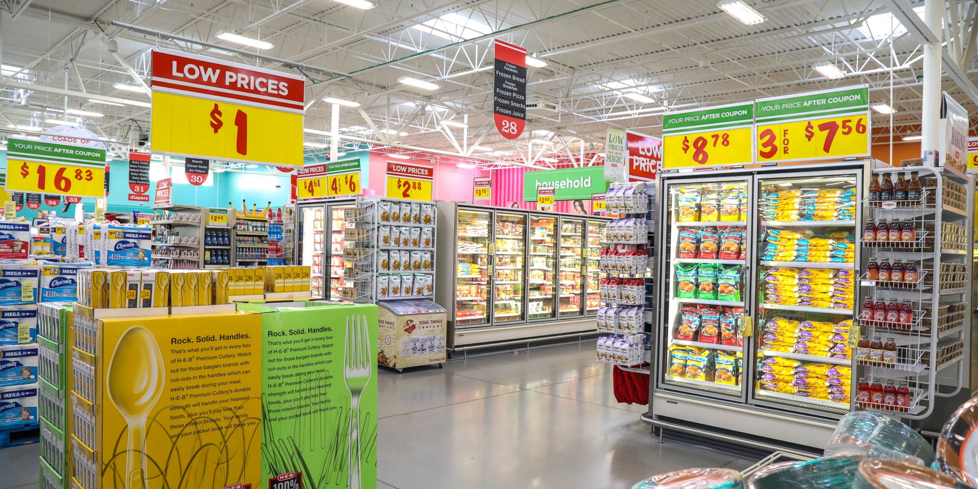 We went to one of the best grocery stores in the US that only has locations in Texas and Northern Mexico and saw why it has such a cult following