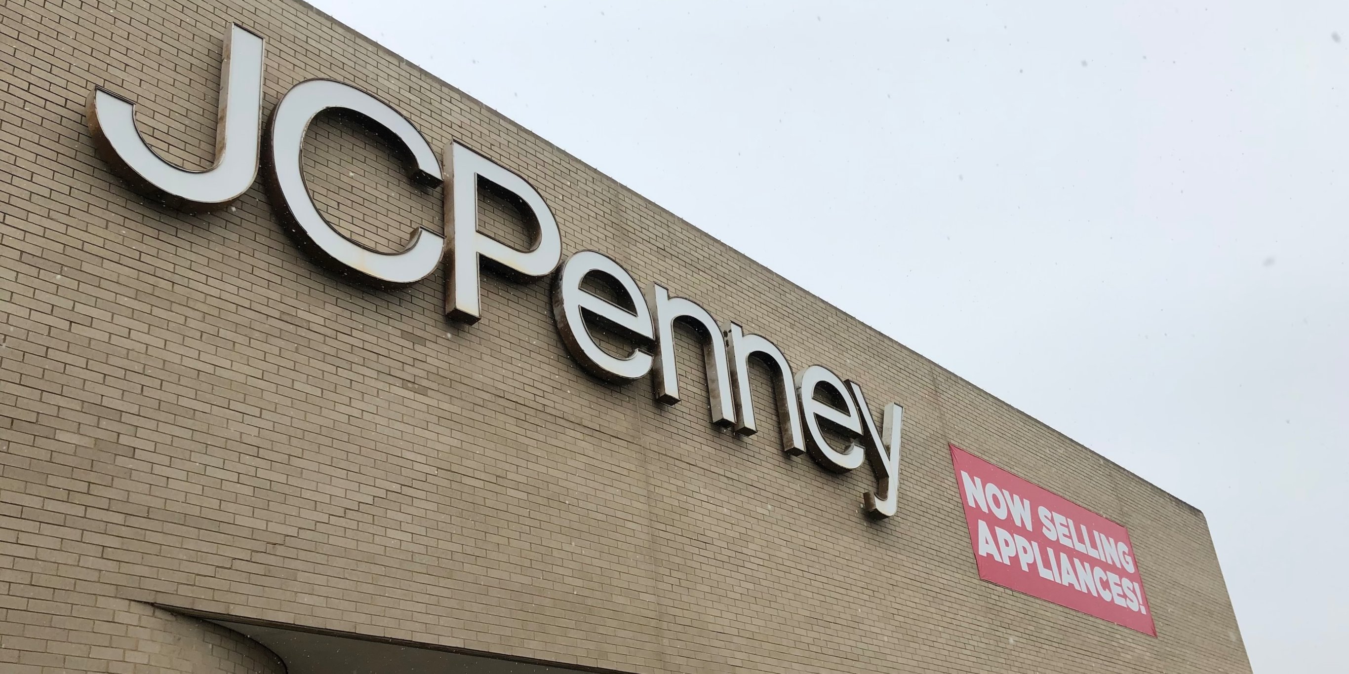 'Confusing' pricing and too much inventory: JCPenney CEO reveals the company's core problems (JCP)