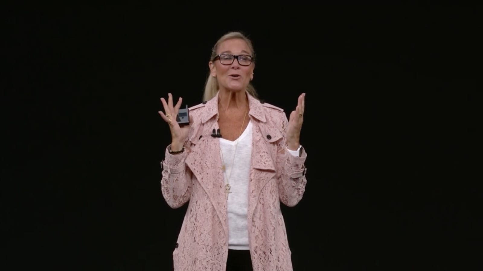 Apple names new retail boss as Angela Ahrendts exits company – Cult of Mac
