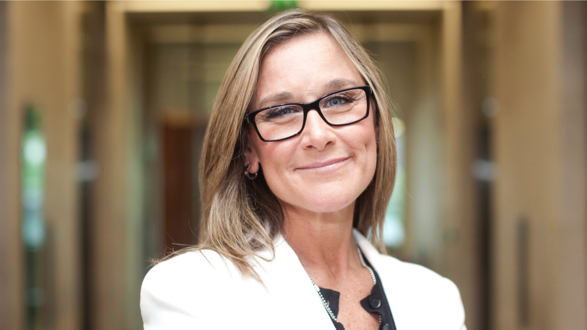 What happens to Apple’s stores when Angela Ahrendts leaves? – VentureBeat