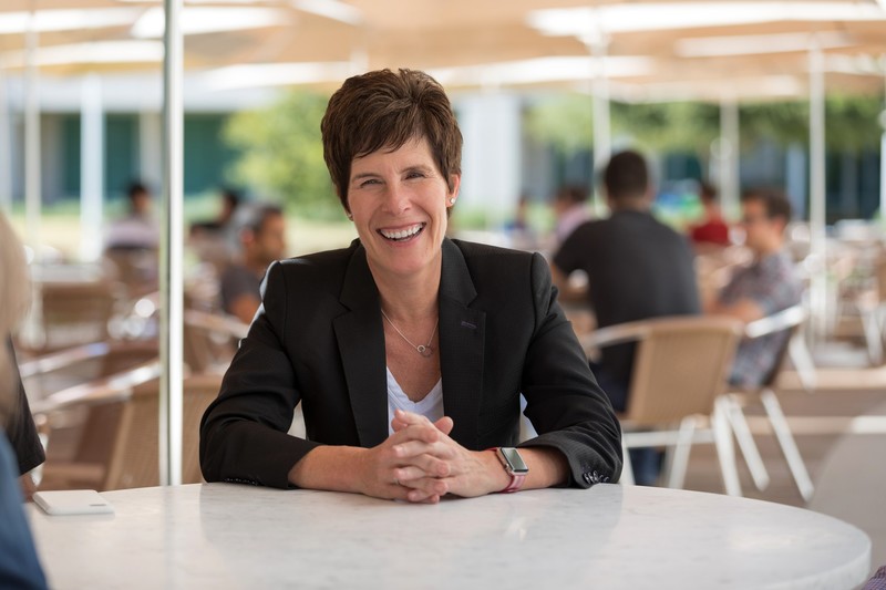 Angela Ahrendts leaving Apple, Deirdre O'Brien new SVP of Retail + People – iMore