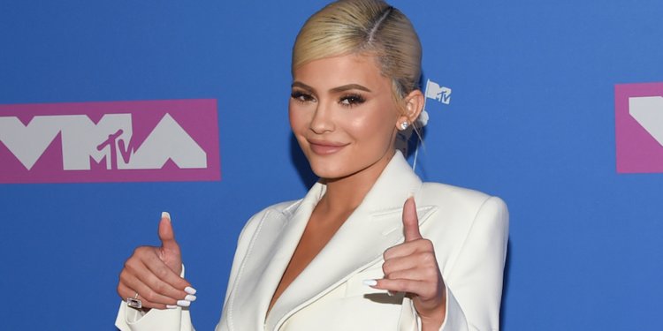 Kylie Jenner's makeup brand gave Ulta a massive win as lip kits fly off the shelves at the beauty retailer (ULTA)