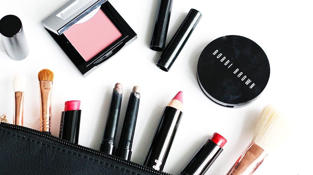 Bobbi Brown Cosmetics experiments with Facebook AR ads – Glossy