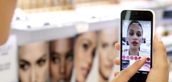 Hyper-personalisation in shopping: Retailers are getting to know everything about you – Compelo