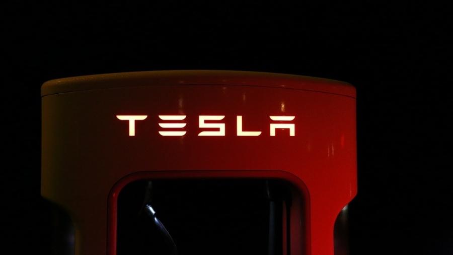 Tesla Is Raising Car Prices After Retracting Its Decision To Close Stores – Fossbytes