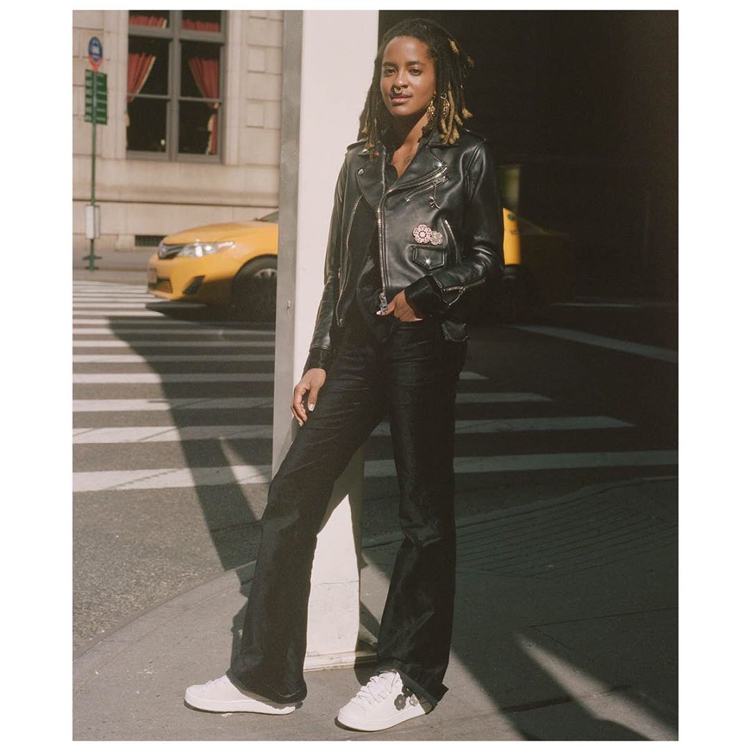 Blooms grow on a New York City sidewalk. Our next Coachie added leather Tea Rose appliques to our Moto Jacket and C101 sneakers, making for a compelling duo. Speaking of dynamic duos, Breezy is one half of @cocoandbreezy, twin sisters/DJ/entrepreneurs/producers. Her rule for #CoachCreate? “I didn't think too hard about how I wanted to do it. I went with my first intuition.” Discover your Tea Rose through link in bio. Create it. Wear it. Tag it. #CoachNY