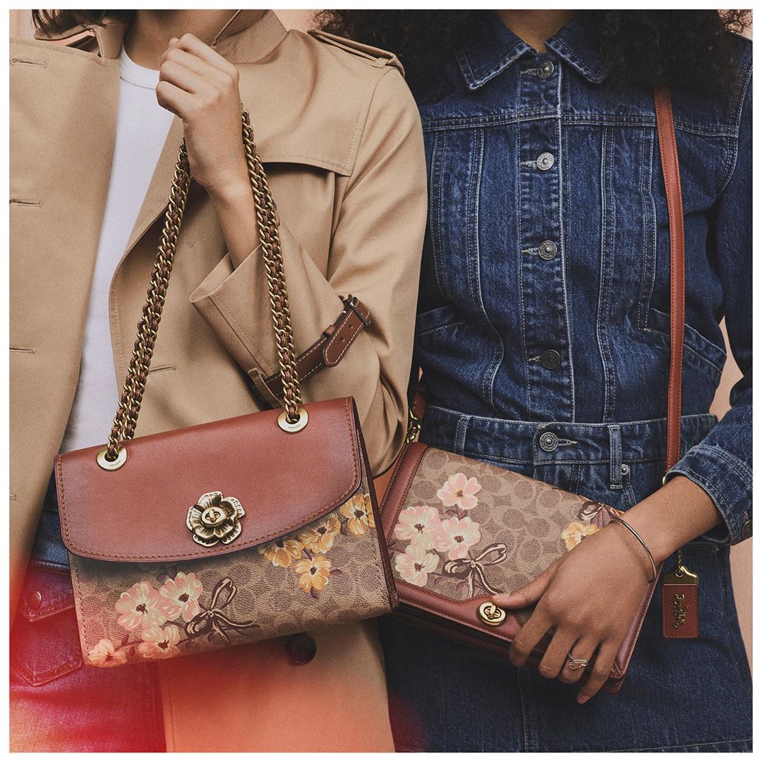 Our idea of getting mom flowers. Discover the Mother's Day Gift Guide via link in bio. #MothersDay  #CoachNY
