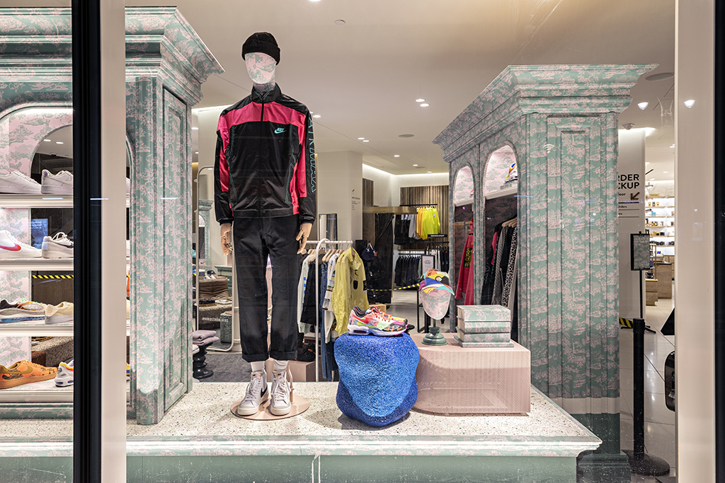 Nordstrom Shoppers Have Never Been in a Nike Store Like This Before – Footwear News