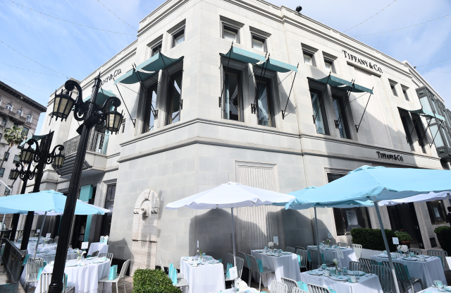 Tiffany & Co. Brings Pop-up Café Concept to Beverly Hills
