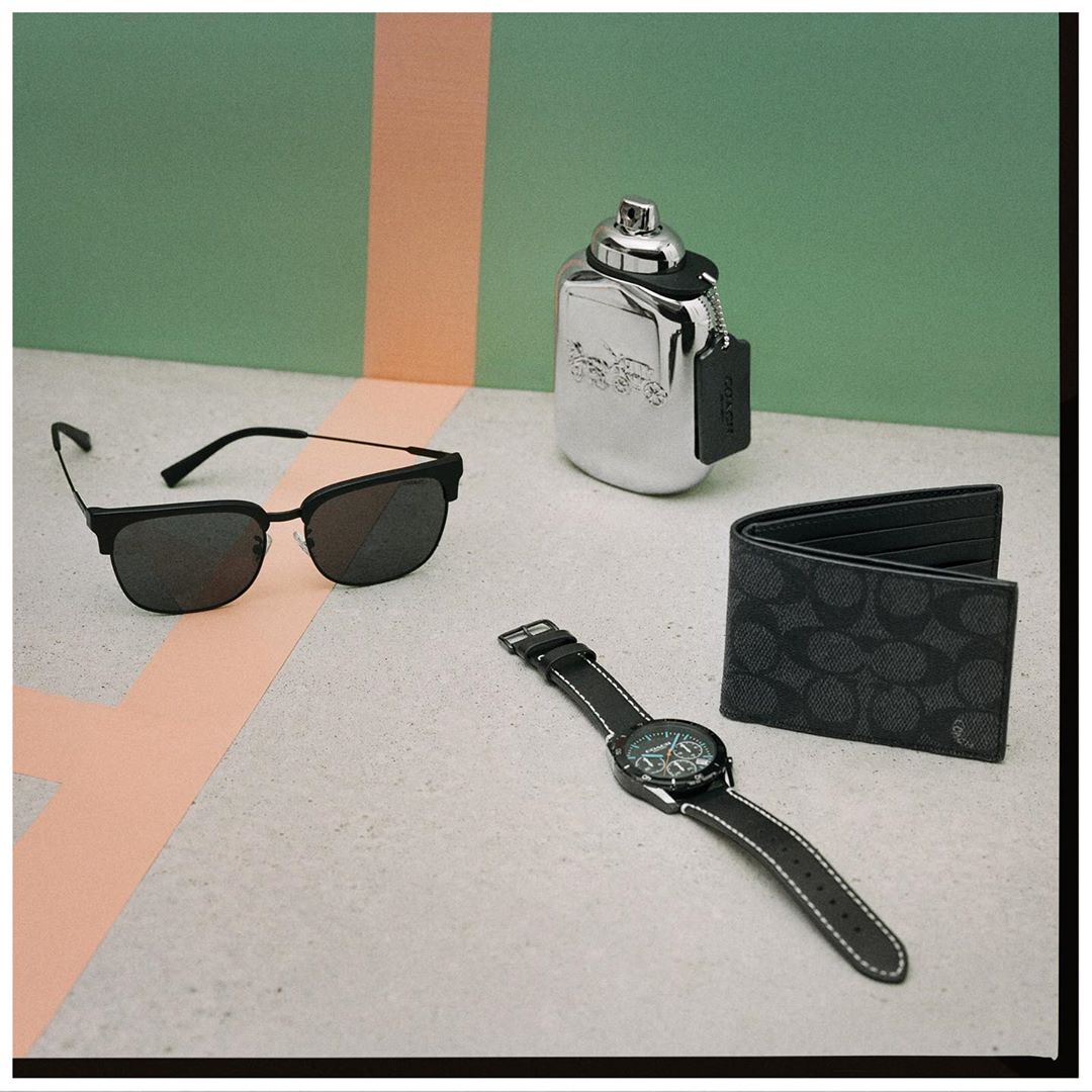 Retro shades, a bottle of Coach Platinum, a slim billfold, a new watch… Just a few gifts that'll land better than his jokes this #FathersDay. #CoachNY