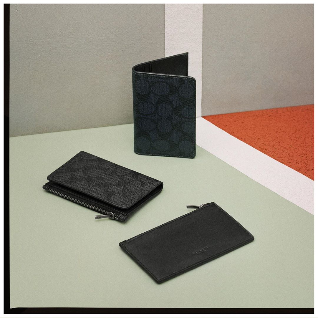 #FathersDay is coming up, secure favorite child status when you give Dad Coach. #CoachNY