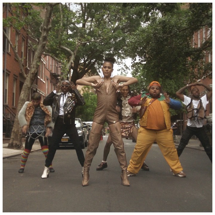 Strength. Resilience. Optimism. Individualism. Respect. Love. Tag the people who help you express your #Pride. . Voicever: Jay Toole, Stonewall Witness 🎵: I Will Survive (Remix), @ByrellTheGreat @GloriaGaynor Talent: @battybih, @fullout_royale, @hishamtq, @__swaqqu__, @kya.azeen, @shernitasofly, @martigcummings, @flotilladebarge, @charleneincarnate, @giselealicea, @dsabshon, Jay Toole, Kate Frawley & Cynthia Russo . . . Coach was honored to work with an inspiring and diverse group of LGBTQ+ collaborators and voices, both in front of and behind the camera. As part of our #DreamItReal initiative, we’re proud to support young people in the LGBTQ+ community through our longstanding partnership with the Hetrick-Martin Institute (@HetrickMartin)—the oldest and largest youth serving LGBTQ+ charity in the country.