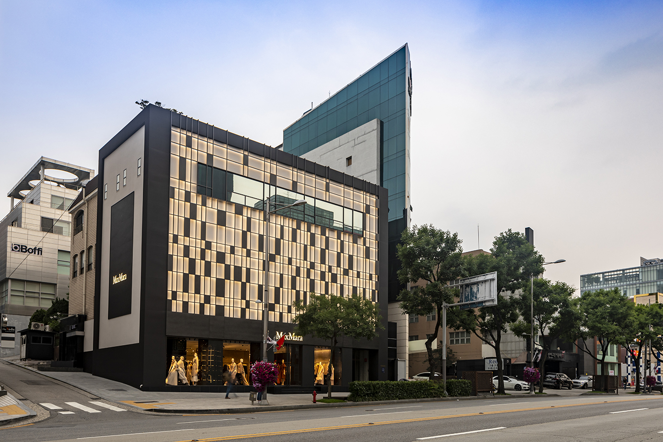 Max Mara Inaugurates First Flagship in Korea