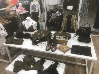 Visual Merchandising Social: quando o VM faz a diferença além das vendas: lojinha Carisma