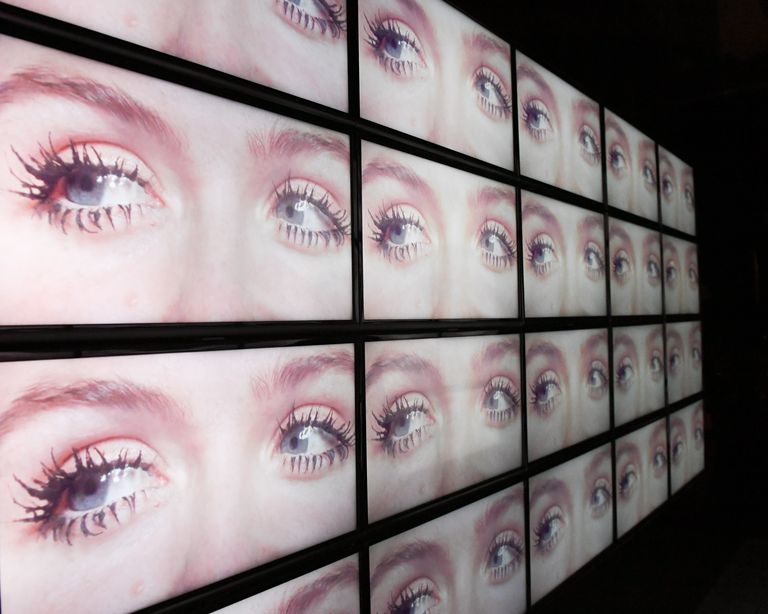 Gucci Beauty Pops Up in LA to Celebrate New Mascara l’Obscur