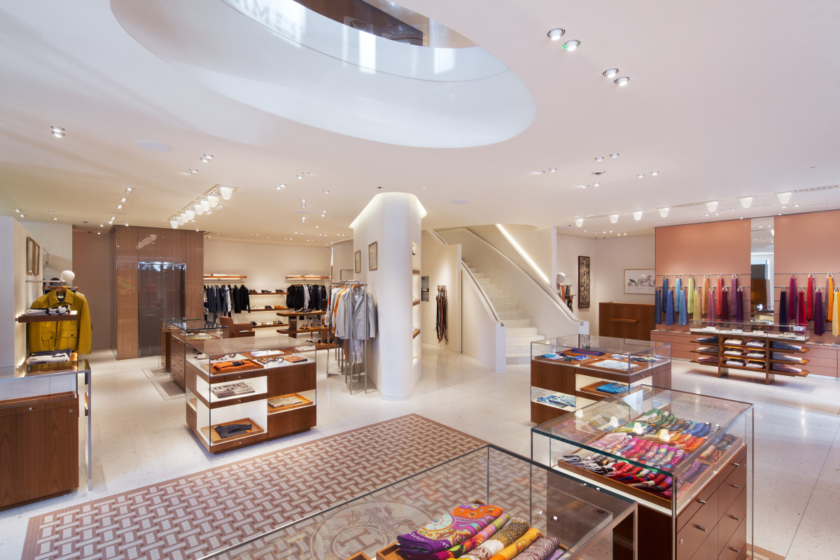 Hermès Launches Concierge Service in Dubai Amid Lockdown