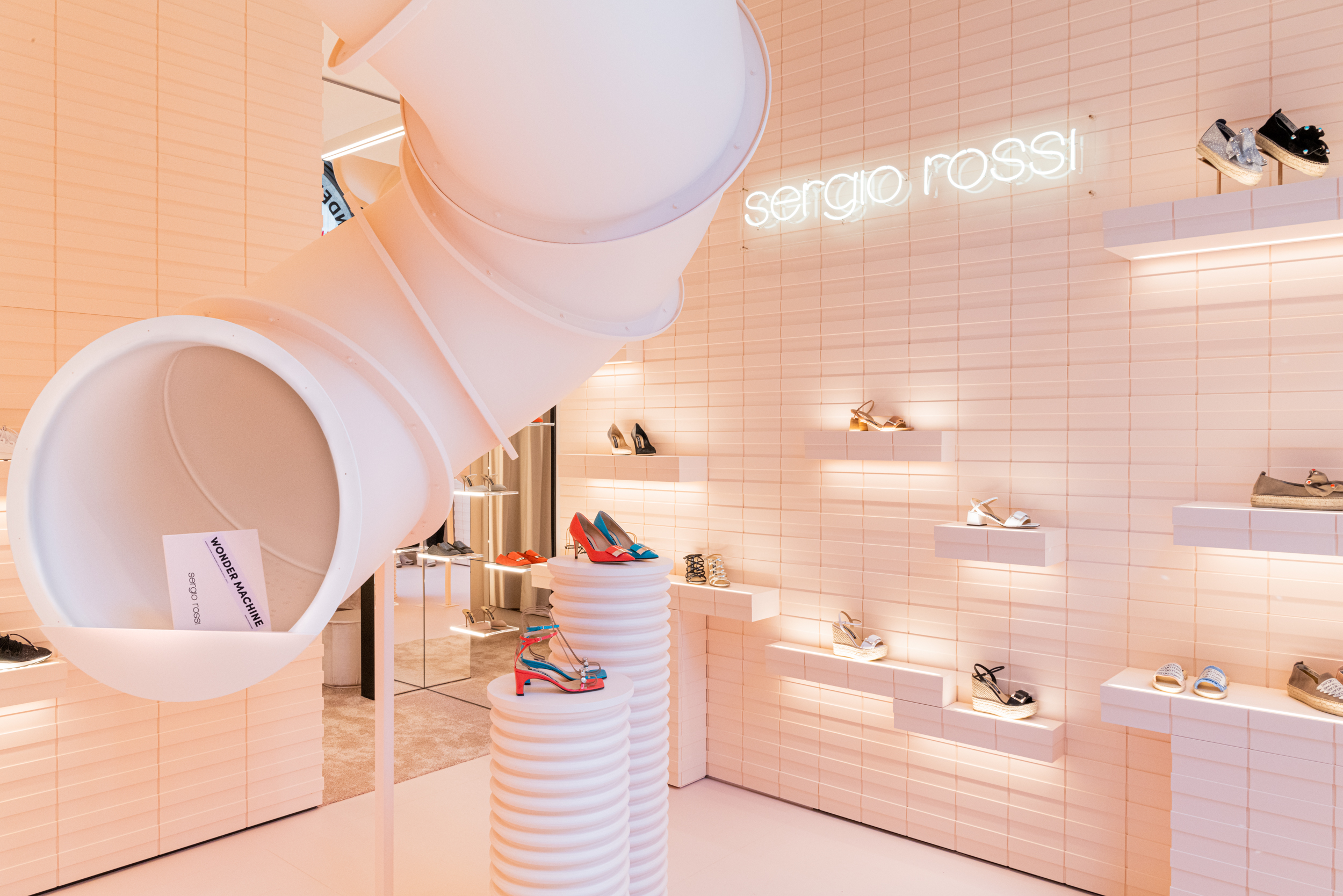 Sergio Rossi Opens New Pop-up in Milan