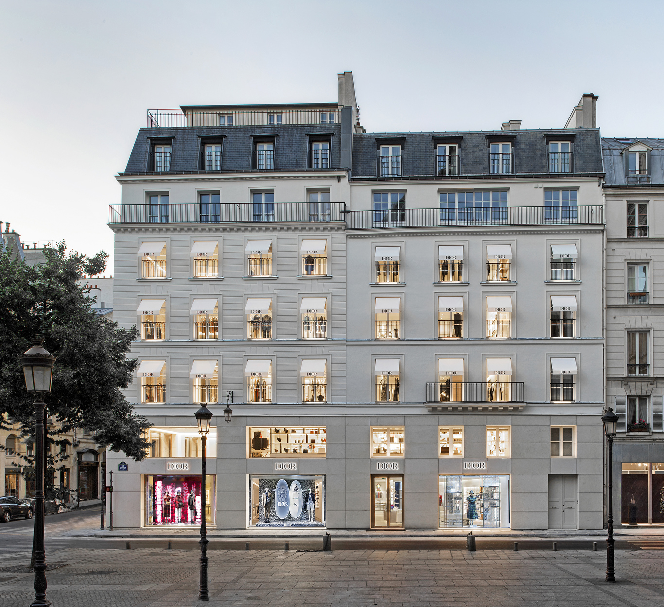 Dior Goes Big on Rue Saint-Honoré in Paris
