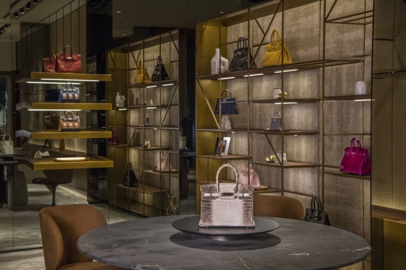 Hermès Bag Purveyor Privé Porter Opening First Retail Store