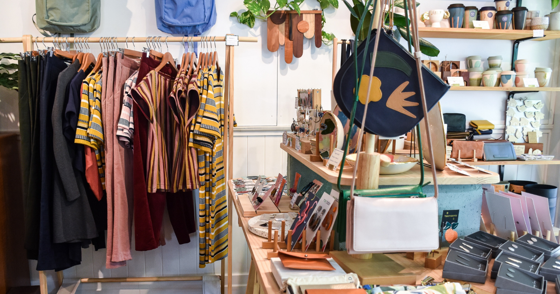 What Is Cross Merchandising in Retail? Why It’s Important & How to Do It