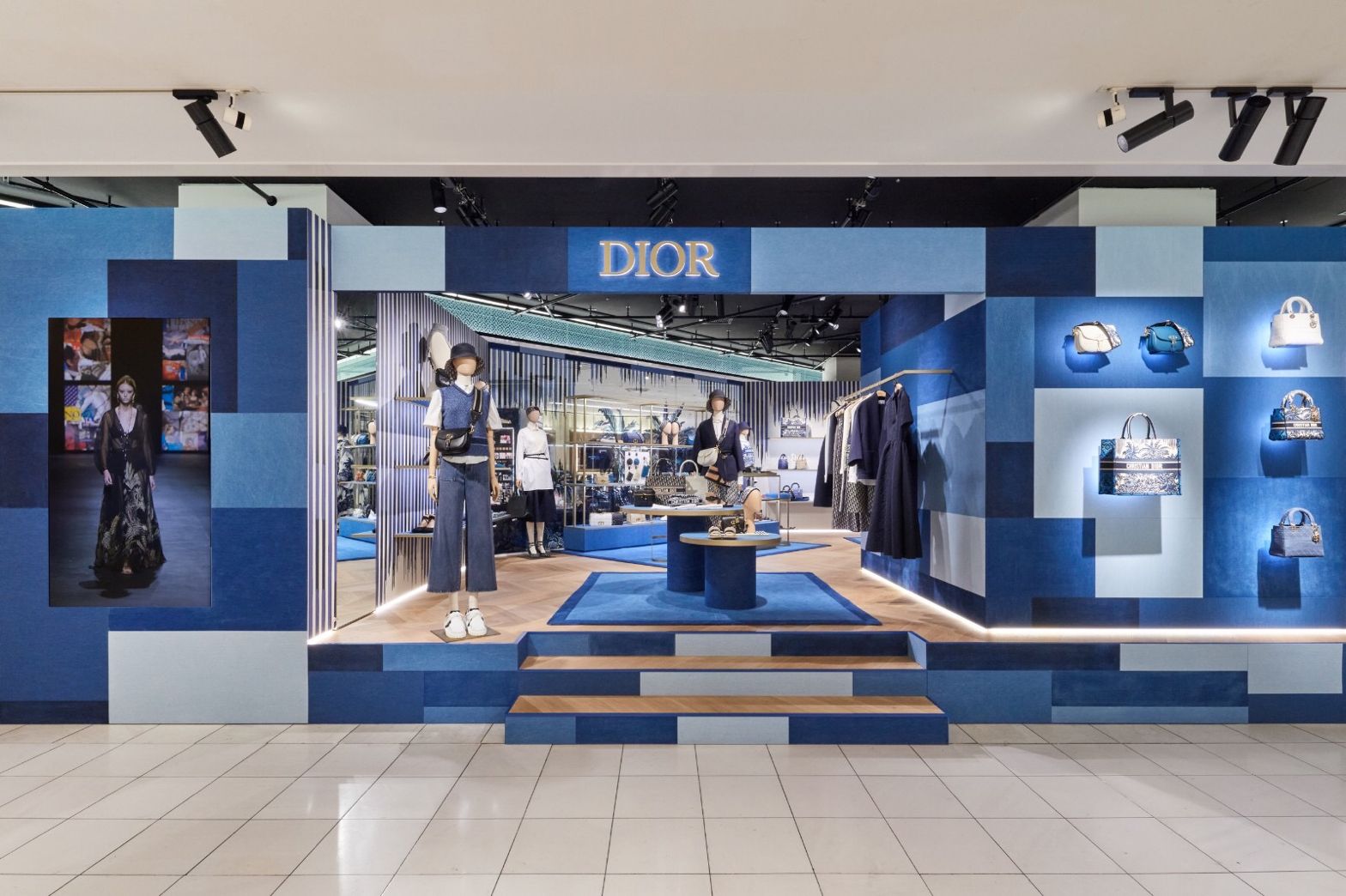 Dior Pop Up at Shinjukuisetan