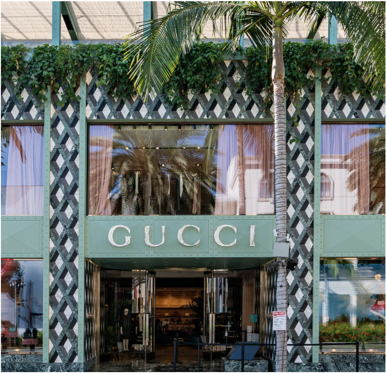 Gucci to accept crypto in leap for luxury industry
