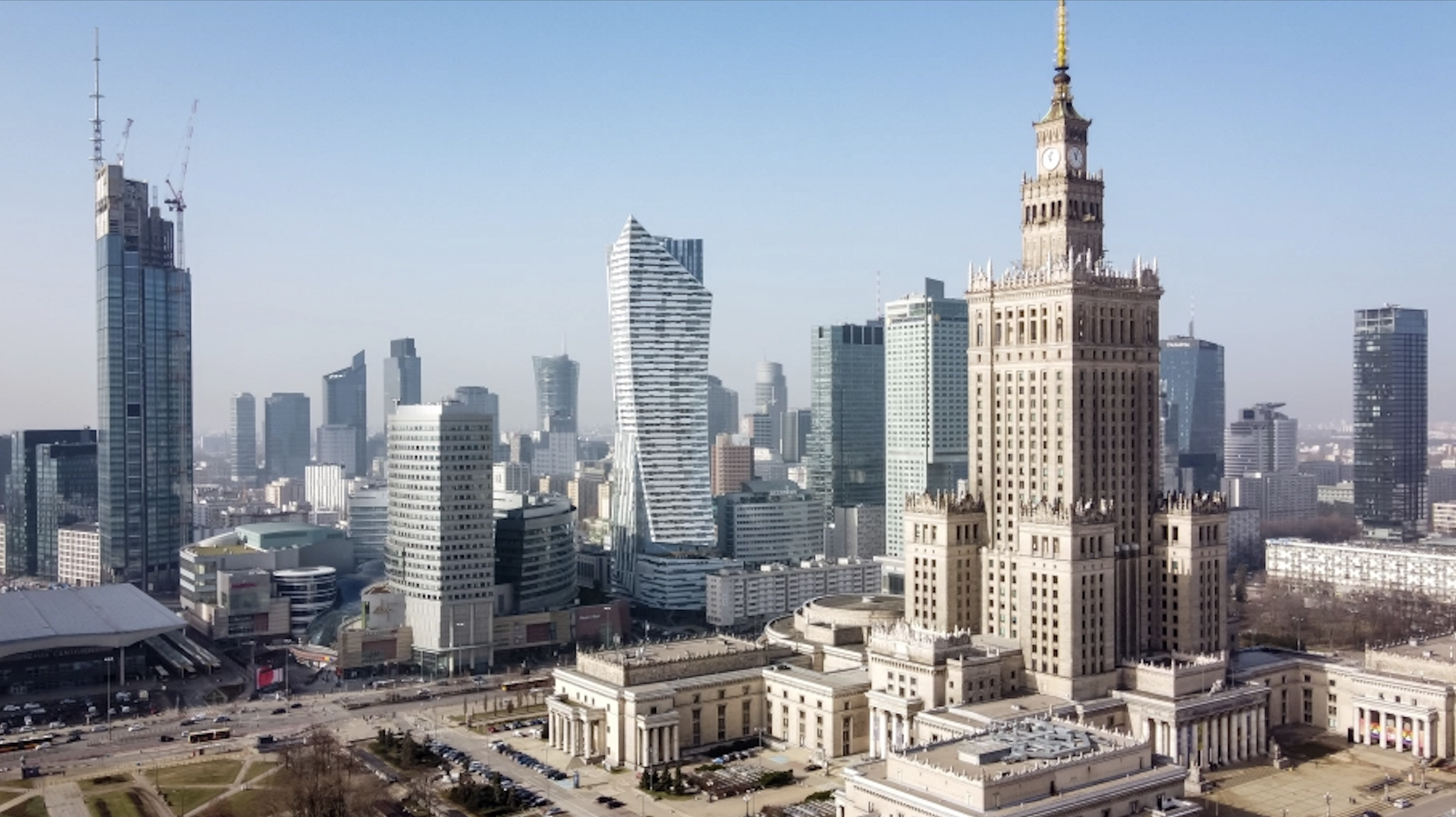 Uniqlo to Open First Polish Store in Warsaw This Fall