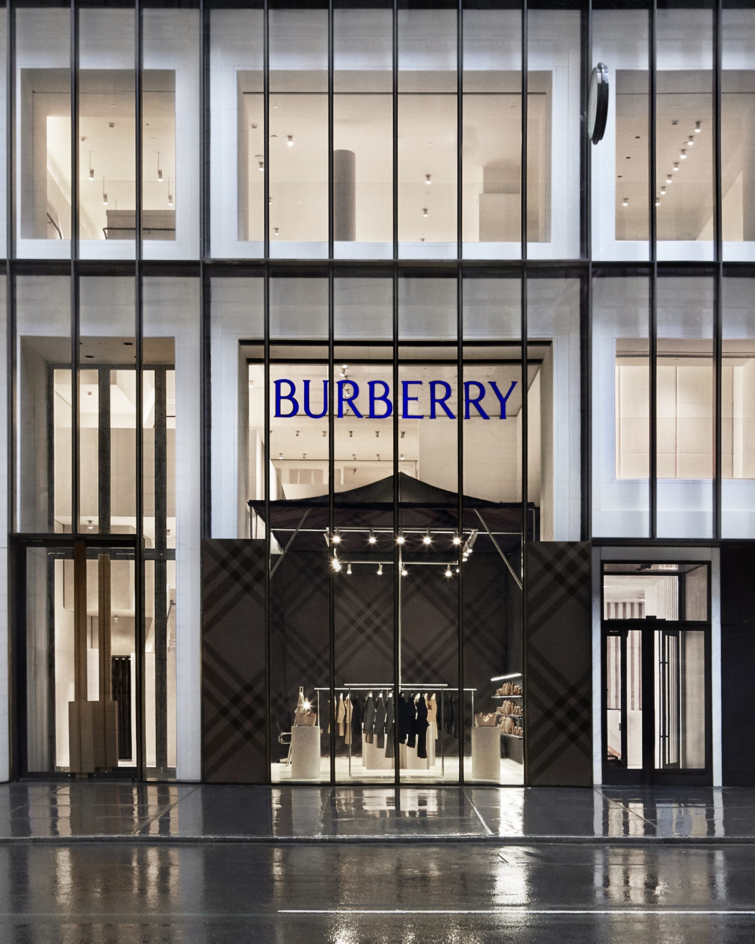 Burberry Brings Trench Pop-up to Fifth Avenue