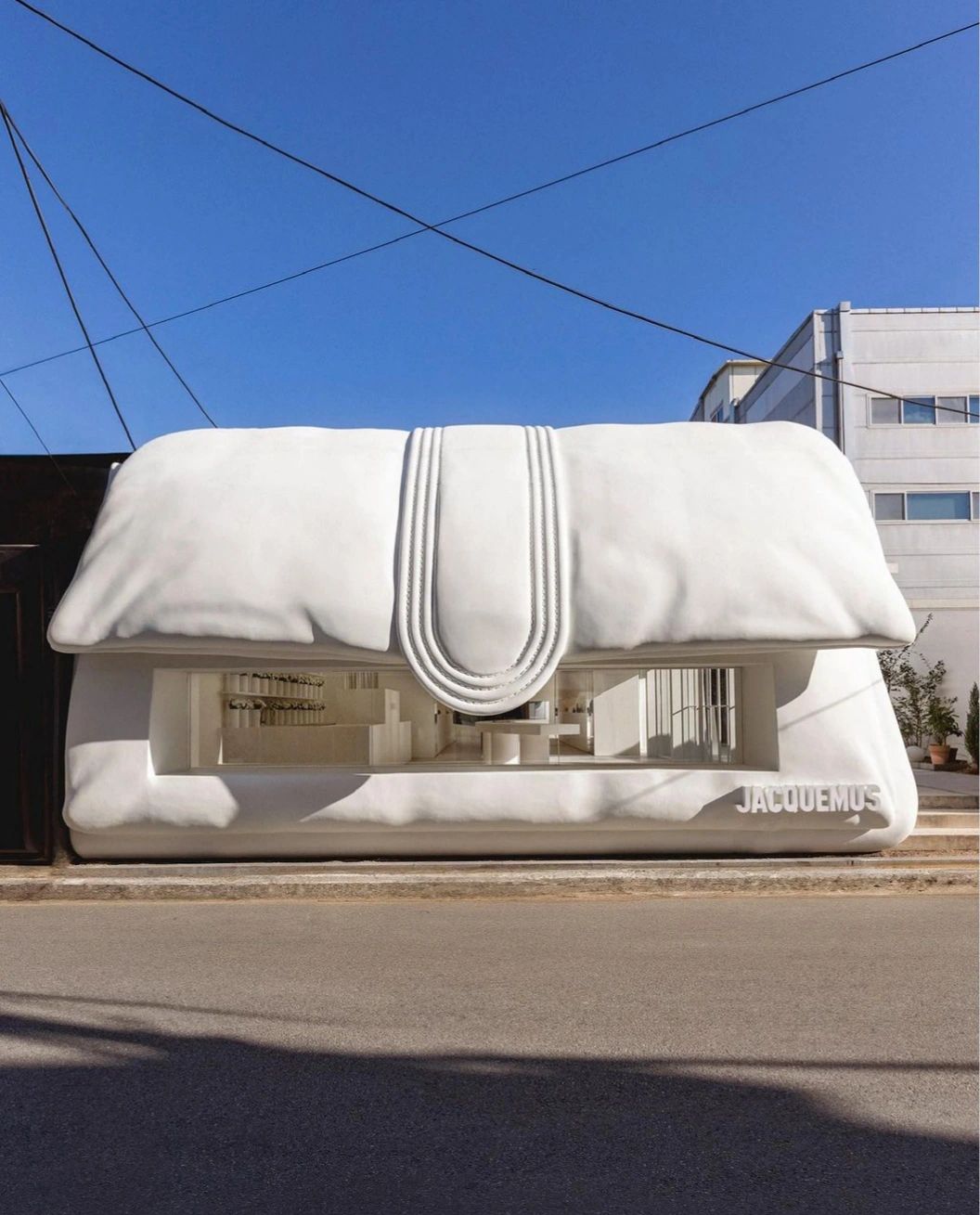 JACQUEMUS opens ‘Le Café Fleurs’ in Seoul at Seongsu-dong