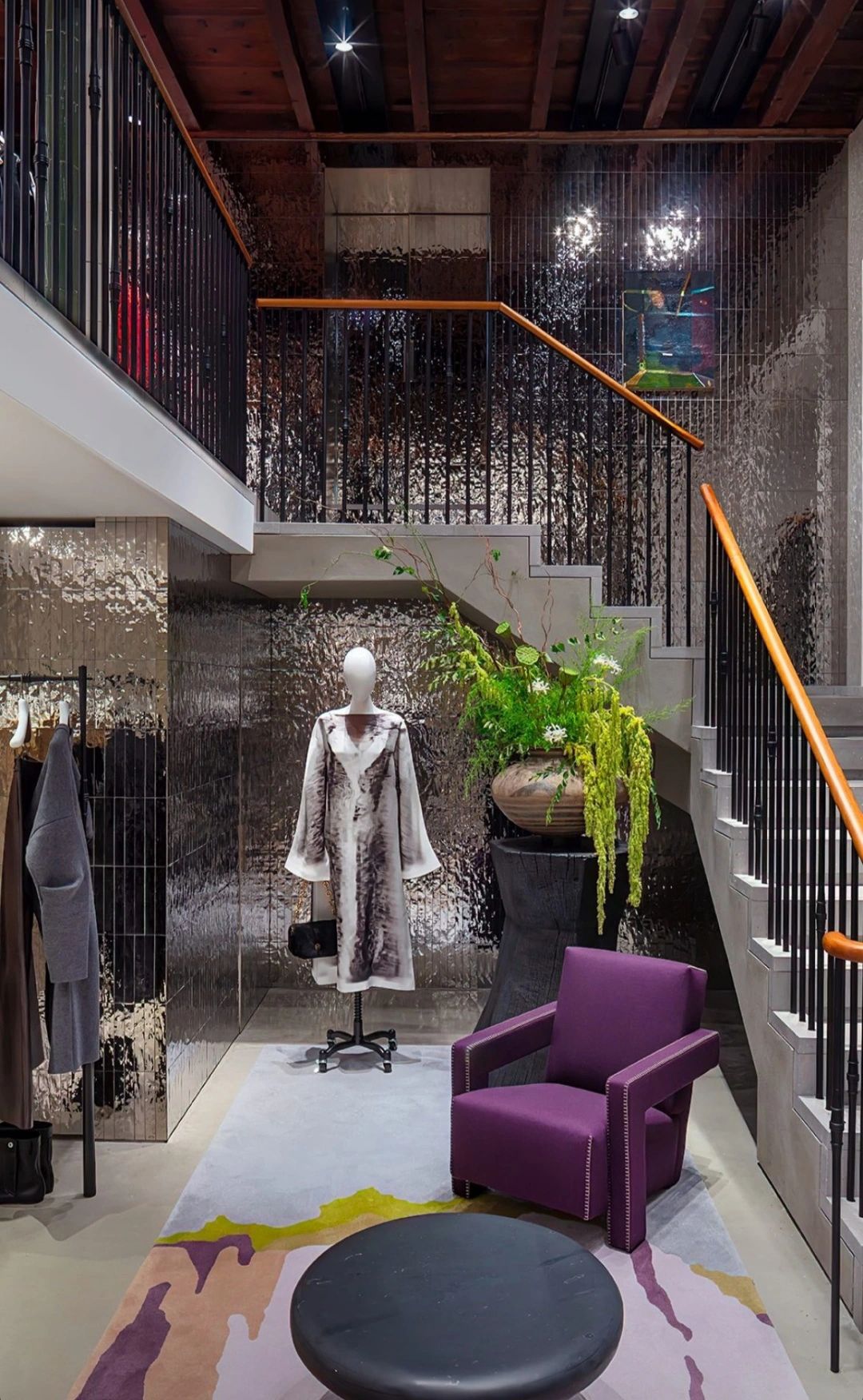 LOEWE opens newly renovated boutique in Milan at Via Montenapoleone