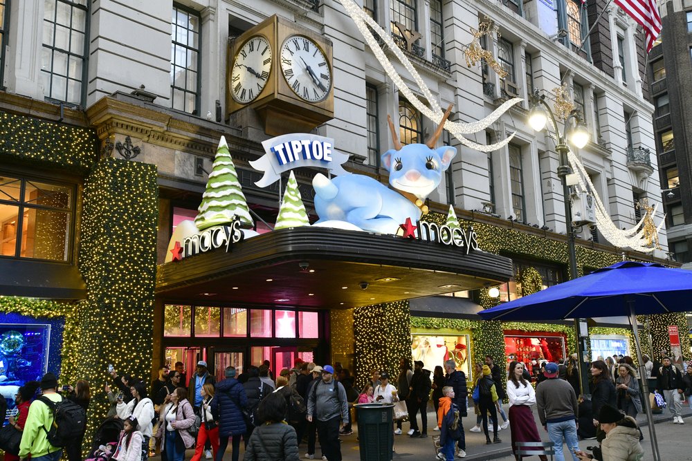 Macy’s Unveiled 2023 Holiday Windows In Herald Square Featuring Tiptoe The Reindeer