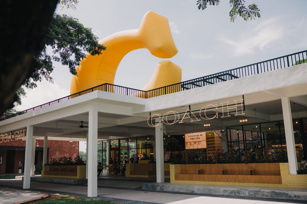 Coach Opens Coach Play IPOH