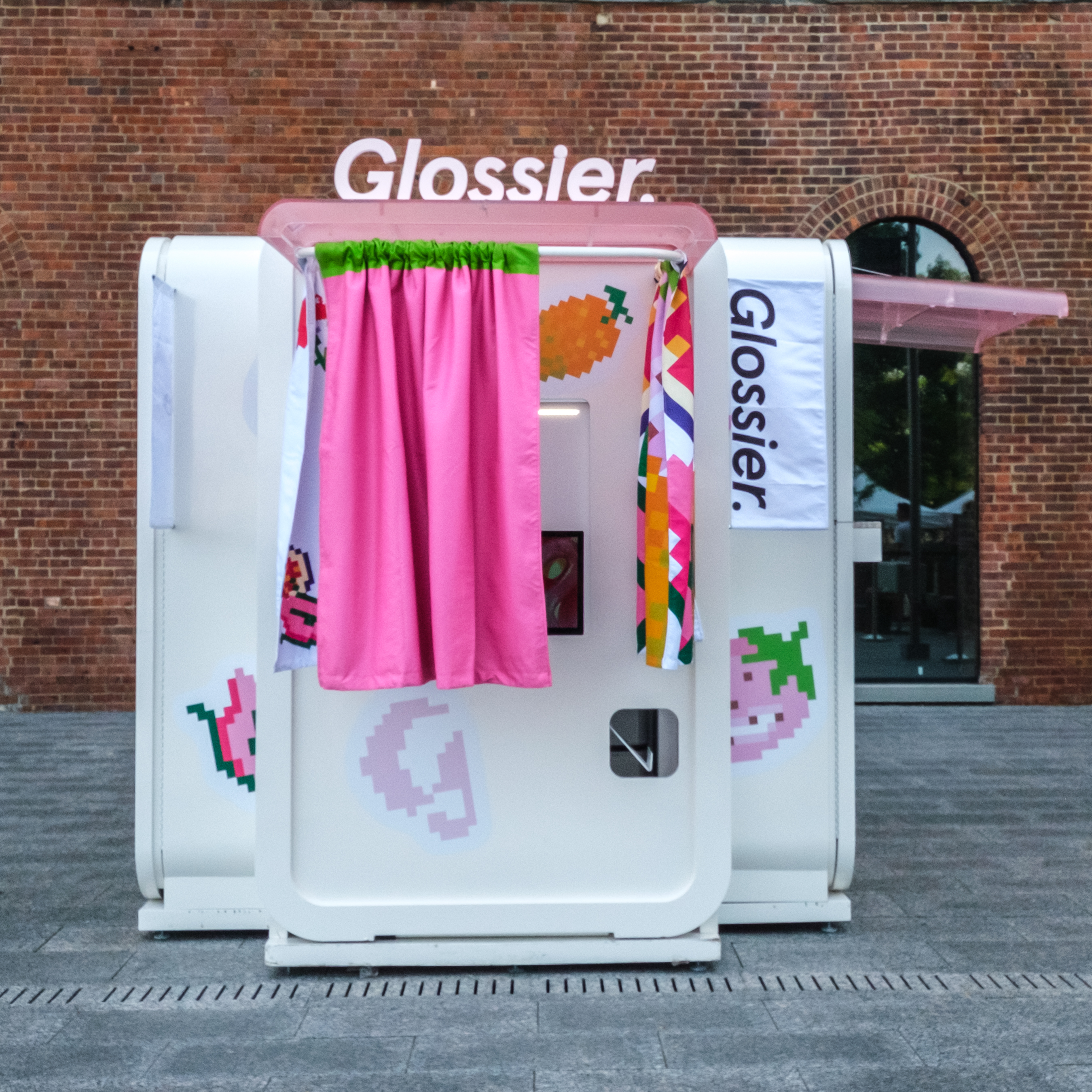 Glossier’s Balm DotWorld Activation Pops Up in NYC