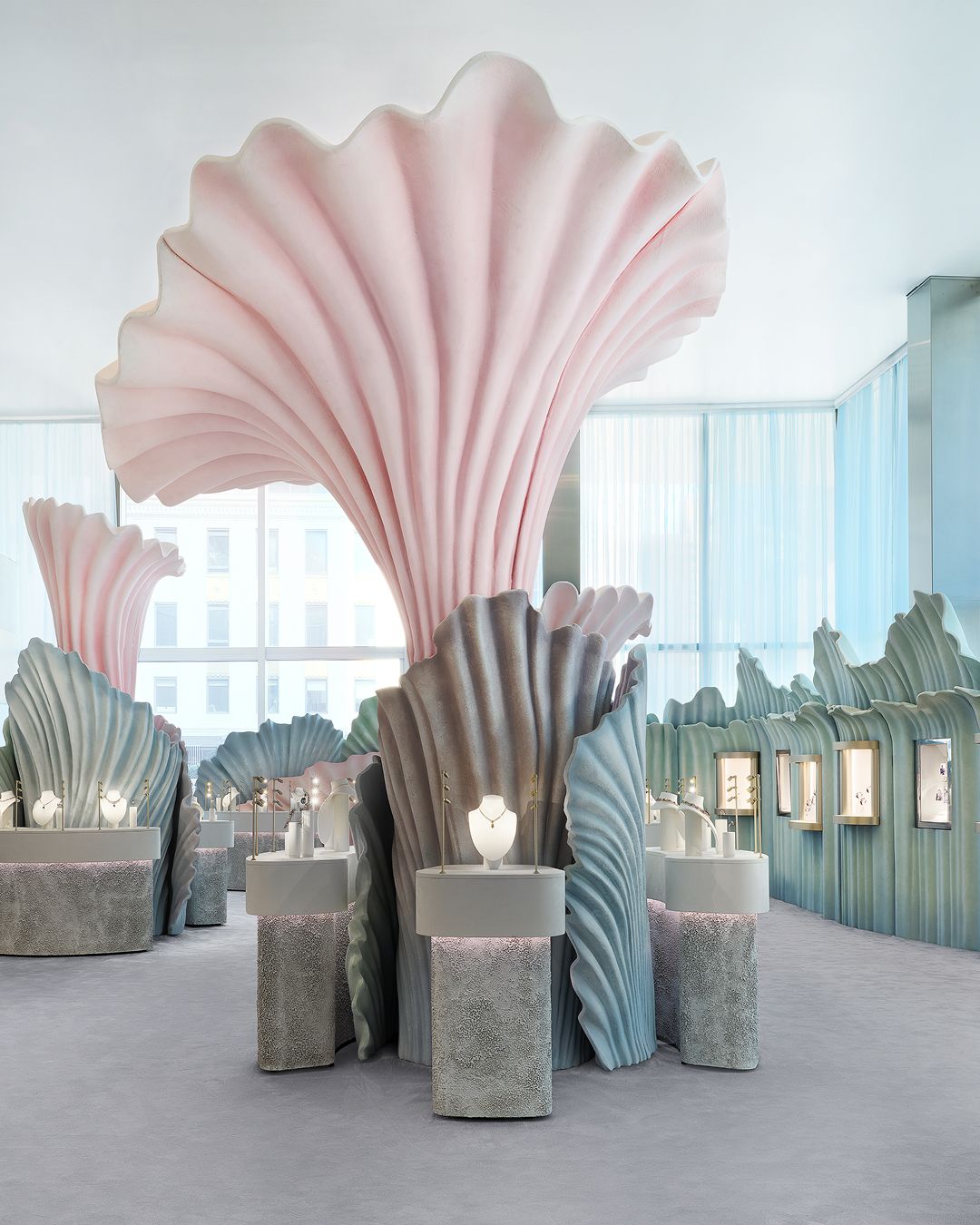 Tiffany & Co. Unveils “Sea of Wonder” at The Landmark: A Tribute to the Ocean’s Endless Beauty