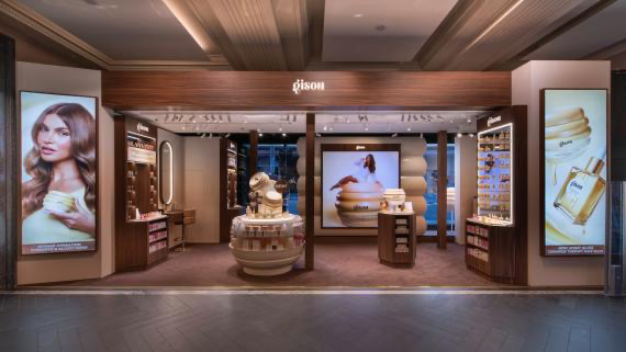 Gisou by Negin Mirsalehi Unveils Immersive Pop-Up Experience at Harrods, Produced by Harlequin Design