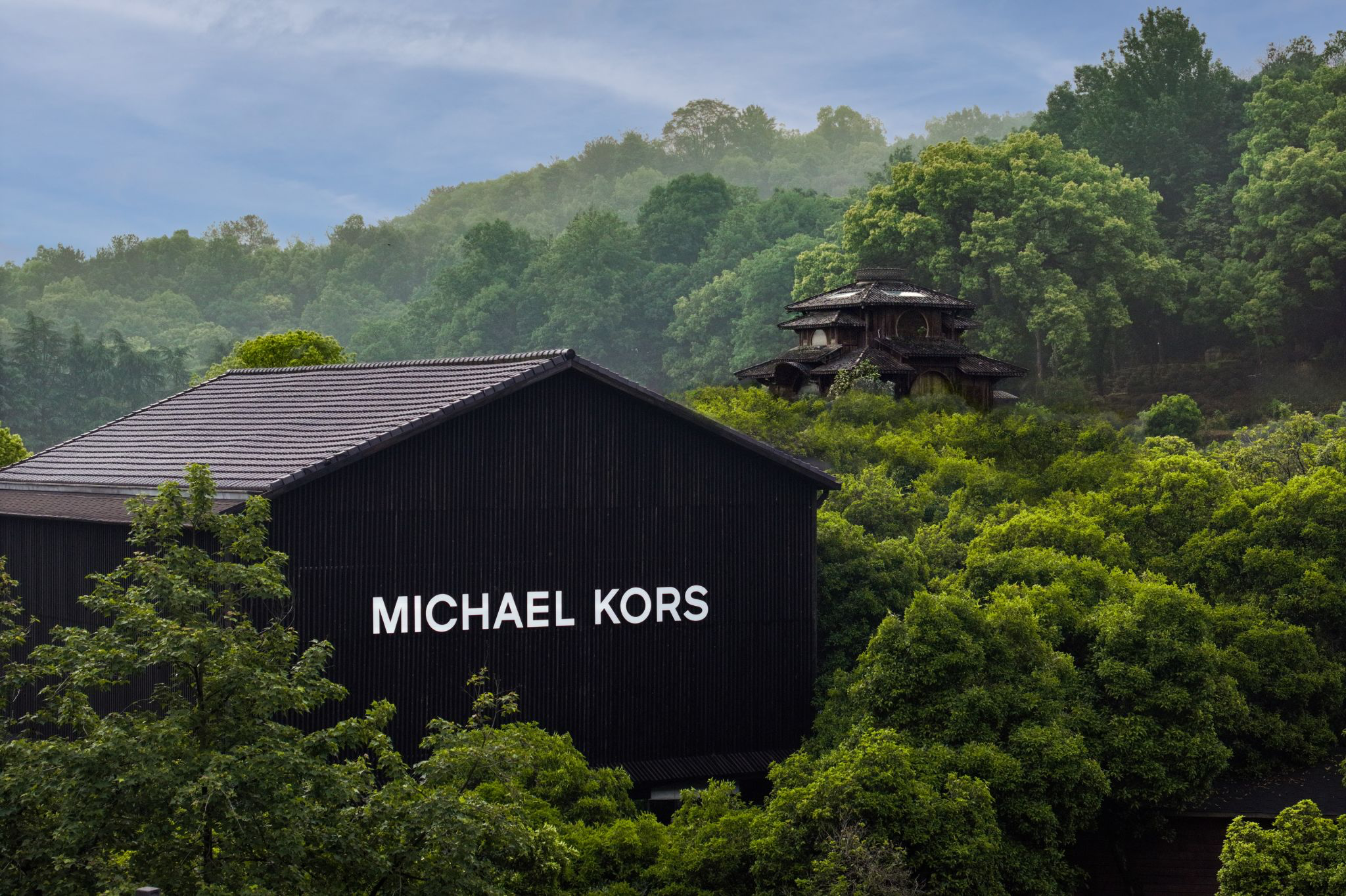 Michael Kors Unveils Multisensory Spring Experience in Hangzhou