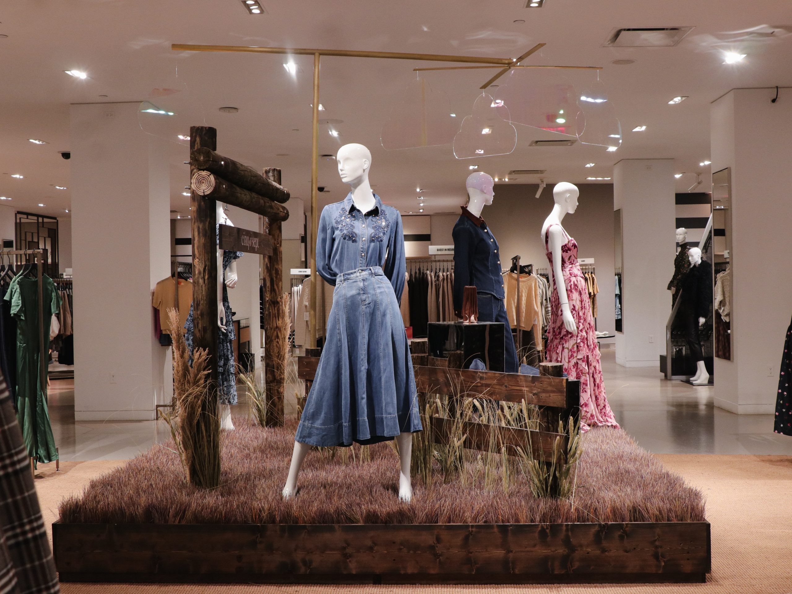 Cinq à Sept Prairie Installation at 5th Floor – New York, US