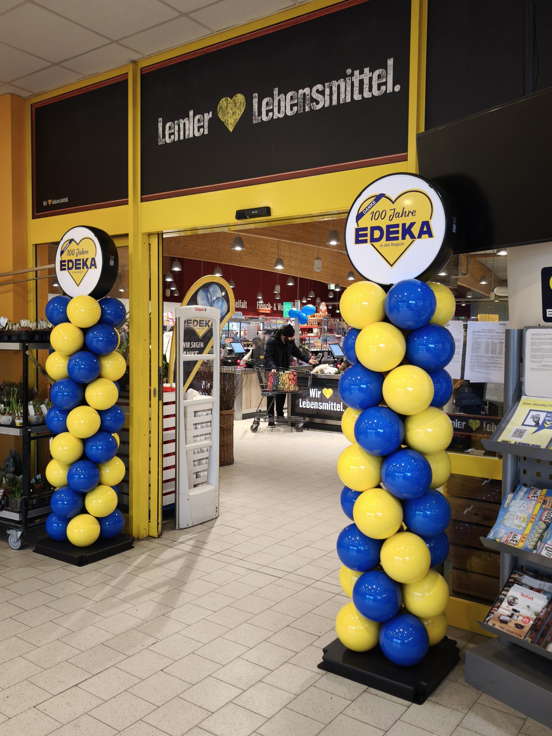 Ballno Dekosäule: Display Solutions for Visual Merchandising Environments